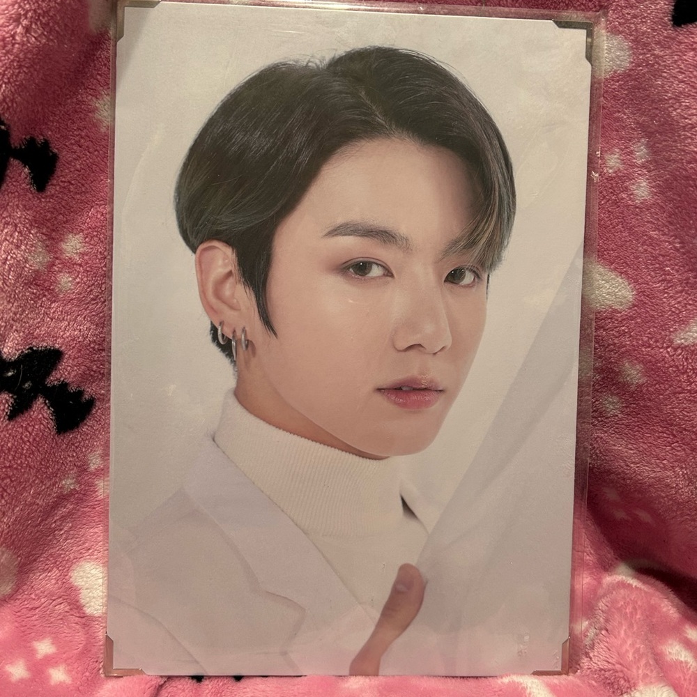 BTS - JUNGKOOK PREMIUM PHOTO - IN PLASTIC